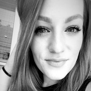 Meet your Posher, Brittney